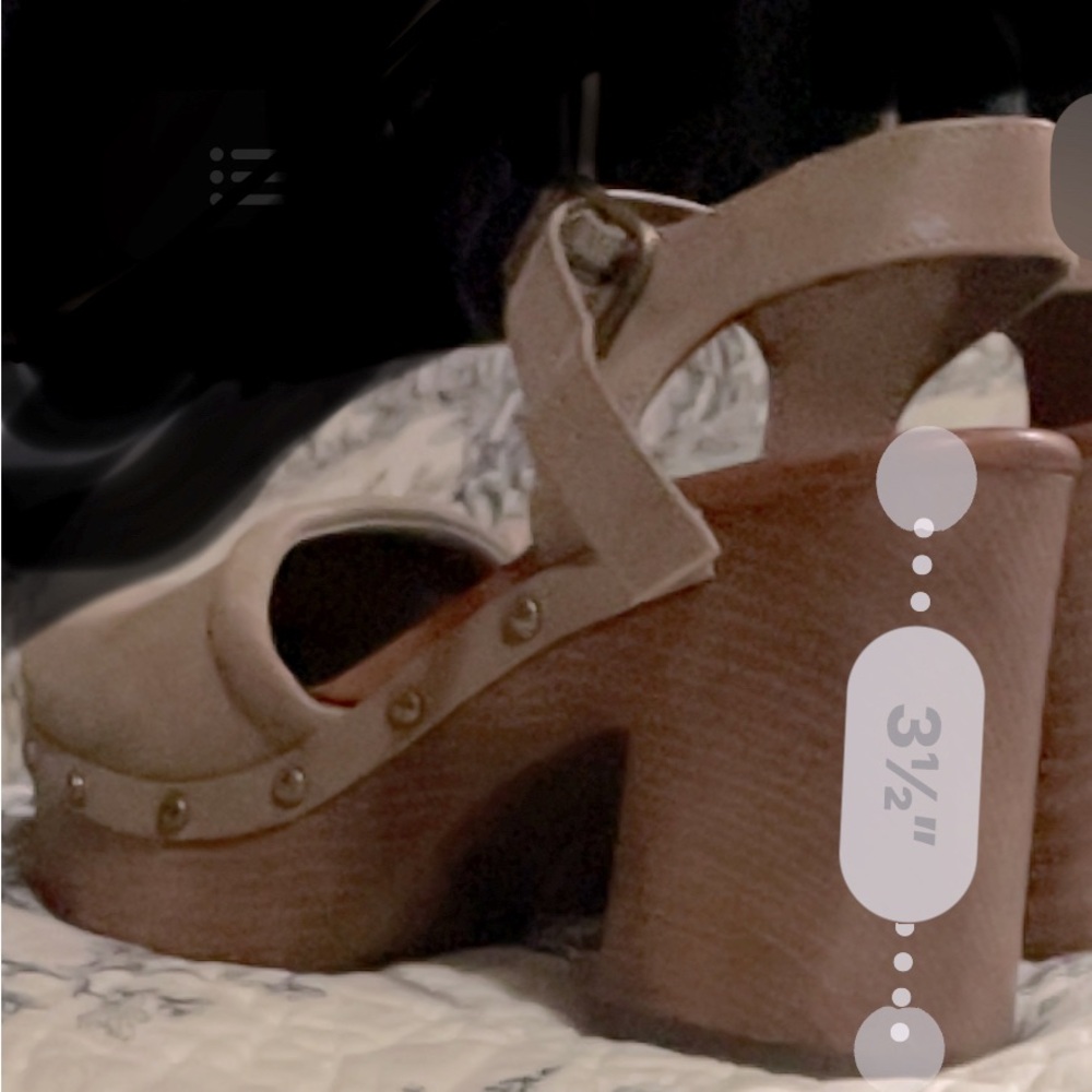 MIA Strappy Sandals - Picture 6 of 6